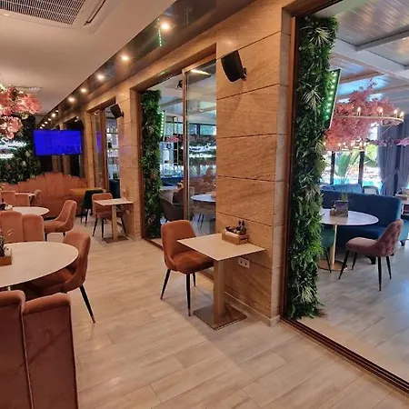 Apartament 아파트
